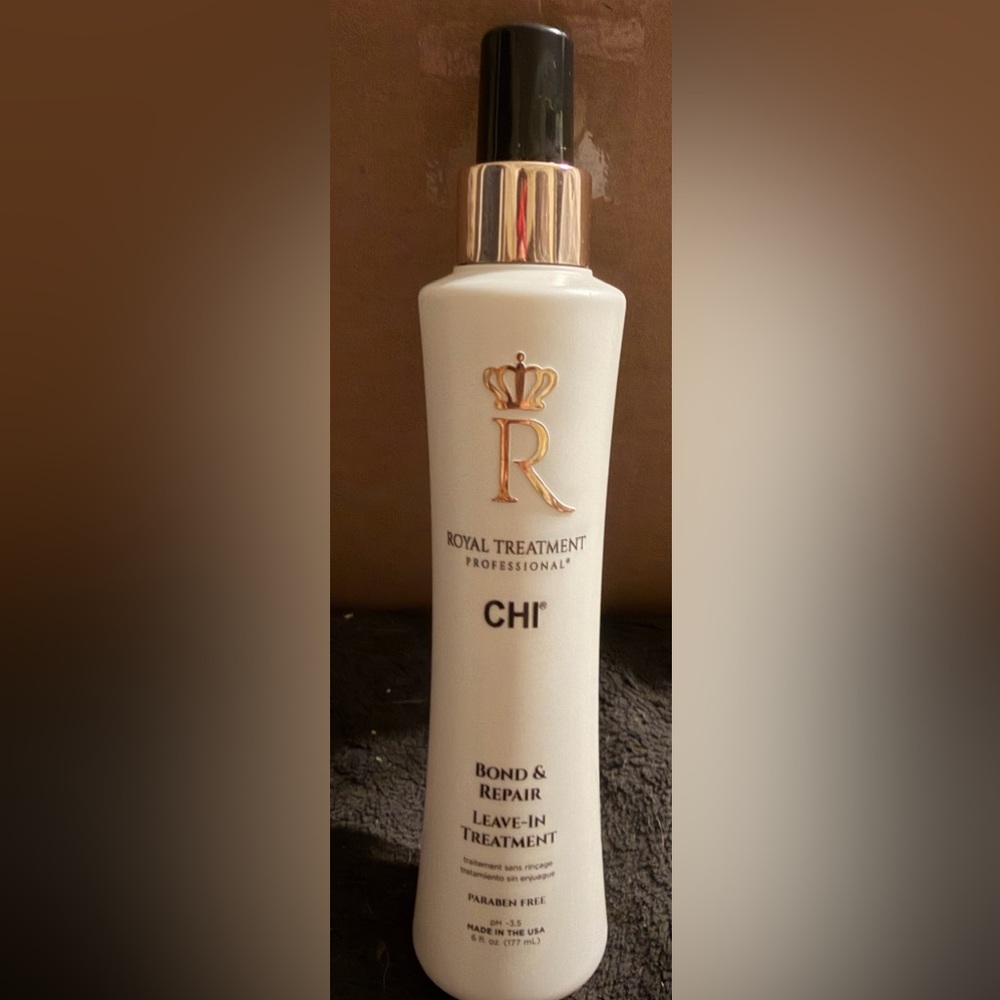 CHI Royal Treatment Bond and Repair
Leave-In Treatment 6oz NWT